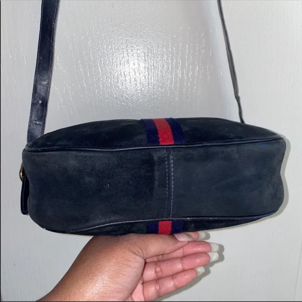 Gucci Black Leather Crossbody Bag with Red and Blue Stripe
